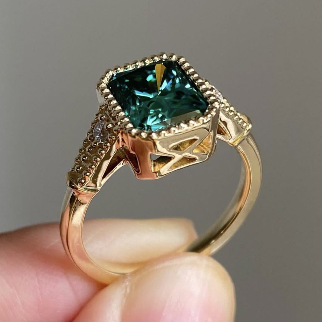 Women's Geometric Gold-plated Ring Fashion
