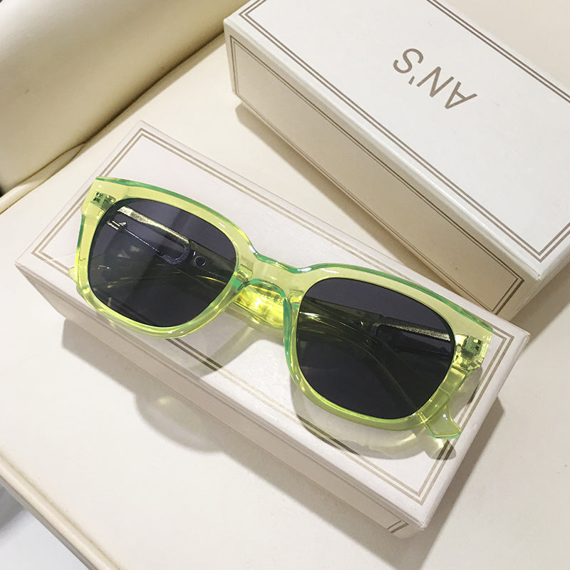 Women's High-end Sense Of Design Personality Green Sunglasses